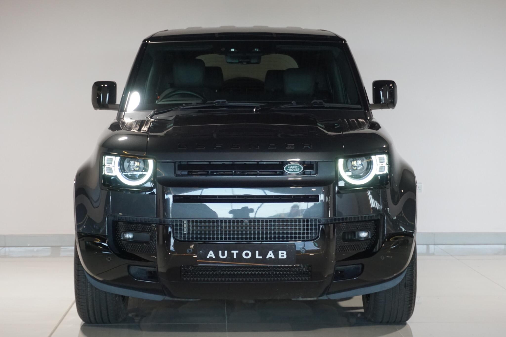 Land Rover Defender 90 3.0 D300 MHEV X-Dynamic HSE Hard Top SUV 3dr Diesel Auto 4WD SWB Euro 6 (s/s) (300 ps)